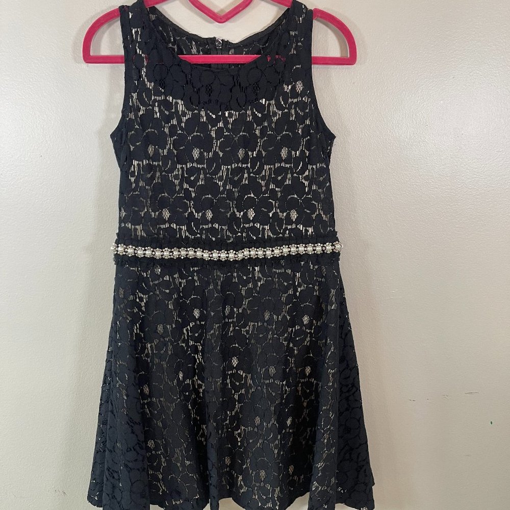 Un Deux Trois Lace Embellished Waist Dress - Picture 2 of 8